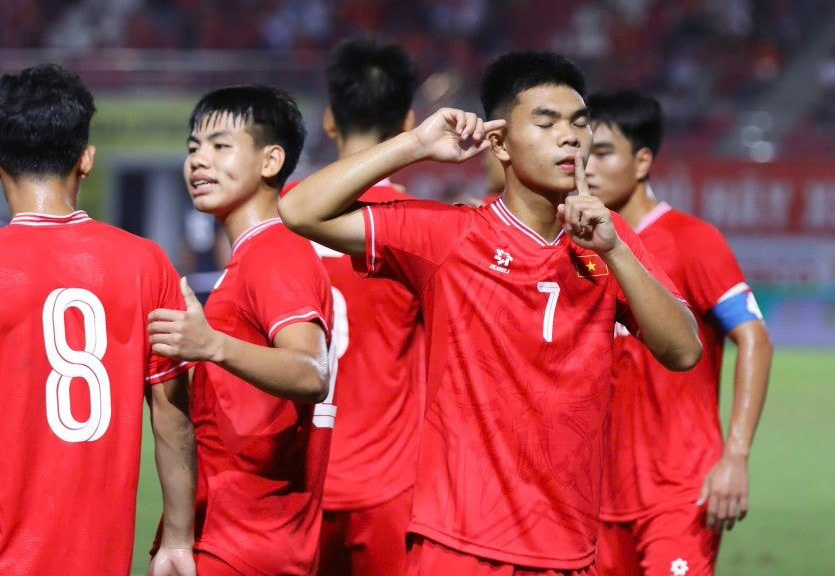 U23 Việt Nam nhận cảnh b&aacute;o trước trận gặp Kyrgyzstan - Ảnh 1