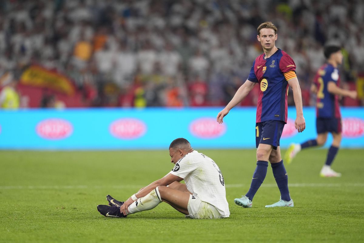 Chuyên gia Tony Ansell dự đoán Barcelona vs Real Madrid, 2h00 ngày 12/1 - Ảnh 1