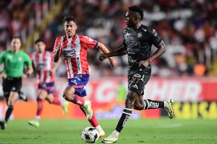 Soi kèo góc Club Necaxa vs Pumas UNAM, 10h00 ngày 07/03