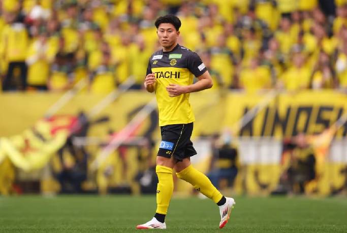 Soi kèo góc Kashiwa Reysol vs Urawa Red Diamonds, 17h00 ngày 06/05