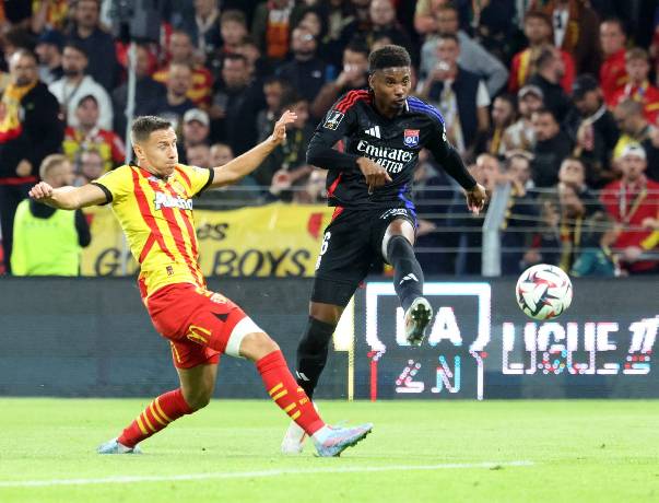 Nhận định, soi kèo Lens vs Lyon, 1h45 ngày 10/10: Gió đổi chiều