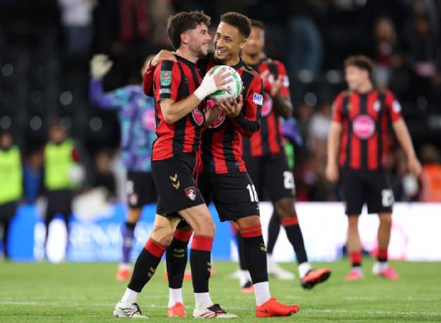 Soi kèo góc Bournemouth vs Brentford, 21h00 ngày 12/09