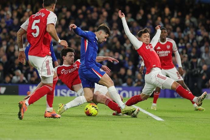 Siêu máy tính dự đoán Chelsea vs Arsenal, 3h00 ngày 15/1