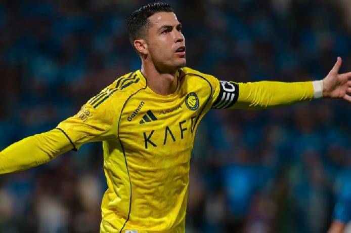 Ronaldo làm nên lịch sử ngay khi tái xuất Al Nassr