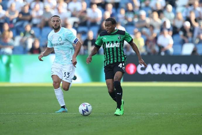 Soi kèo góc Sassuolo vs Verona, 02h45 ngày 21/02