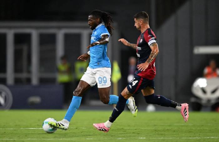 Soi kèo góc Cagliari vs Napoli, 0h30 ngày 21/03