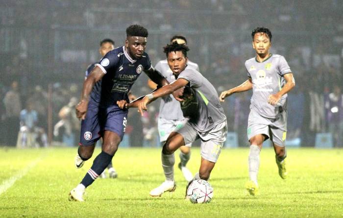 Nhận định, soi kèo Arema vs Persebaya Surabaya, 15h30 ngày 28/4: Kịch bản chia điểm